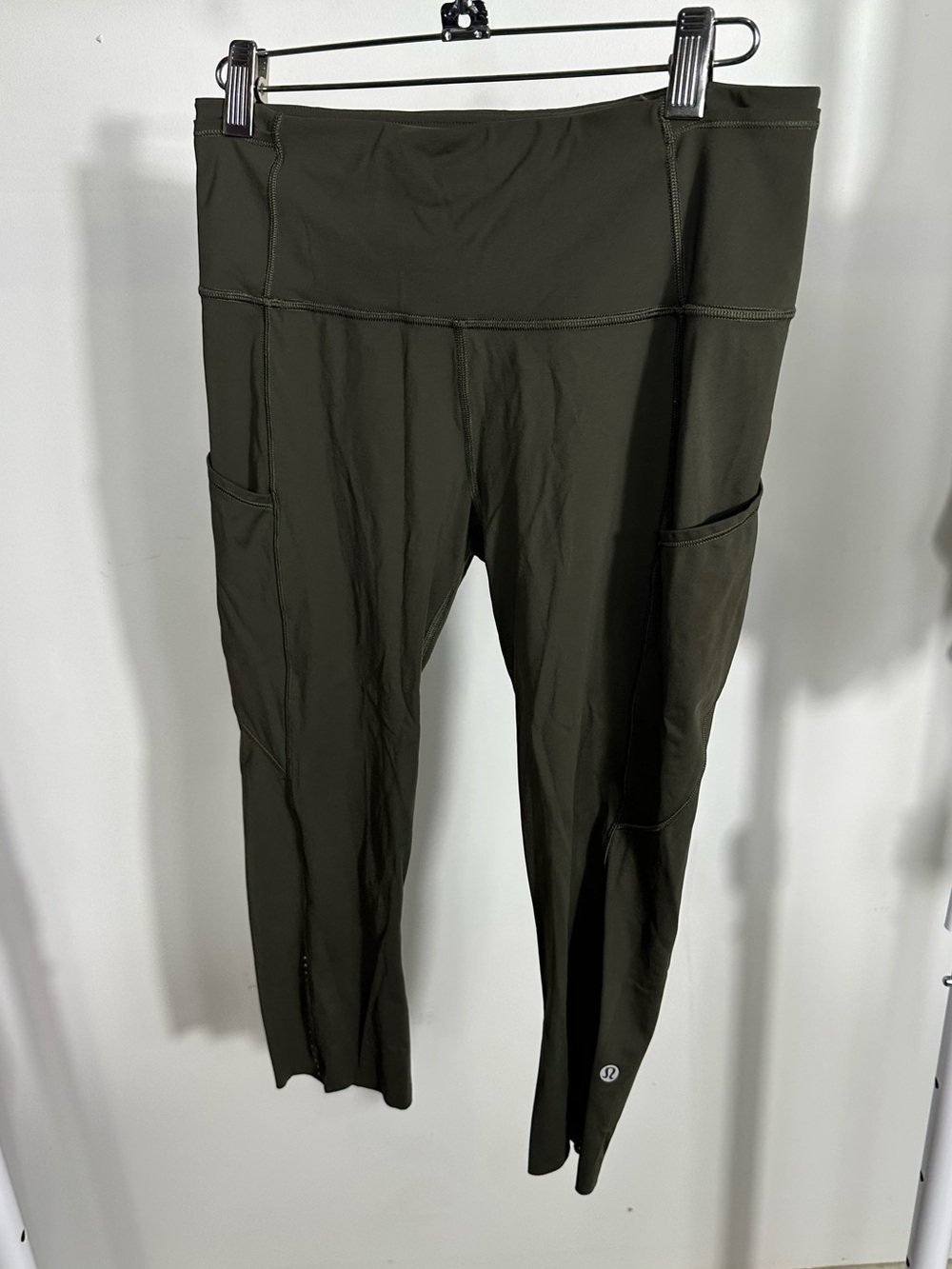 Lululemon Fast & Free Crop II *Nulux 19" - Picture 2 of 7
